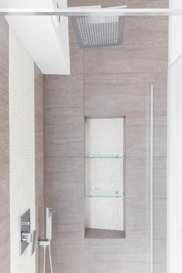Amoretti Apartment, 6 Persone, 3 Camere, 2 Bagni, Balcone, Wi-fi, Metro B Monti Tiburtini Apartamento