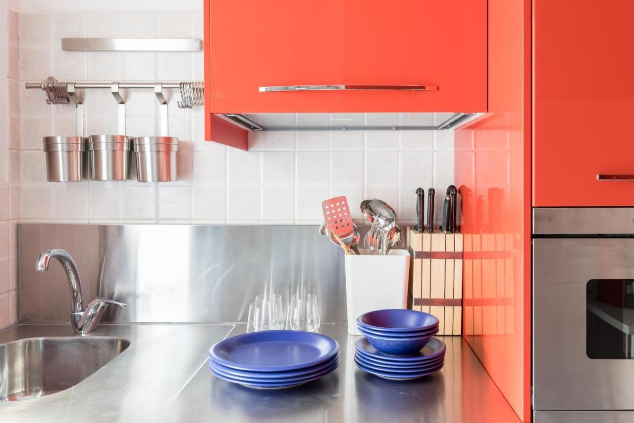 Apartamento Amoretti Apartment, 6 Persone, 3 Camere, 2 Bagni, Balcone, Wi-fi, Metro B Monti Tiburtini Roma