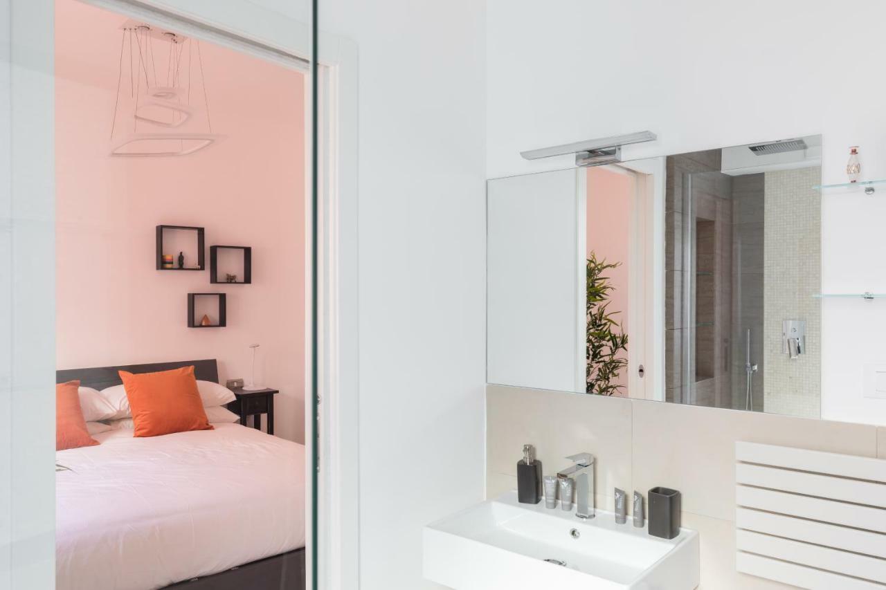 Amoretti Apartment, 6 Persone, 3 Camere, 2 Bagni, Balcone, Wi-fi, Metro B Monti Tiburtini * Roma
